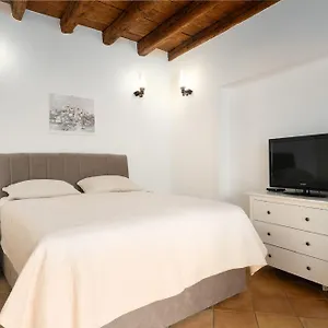 Studio Ana Apartment