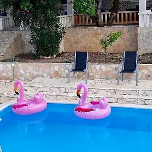 A & A Luxury Apartment Trogir